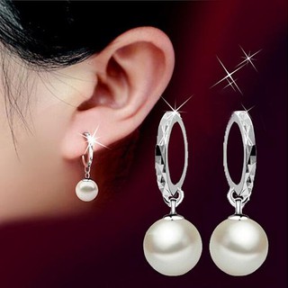 สร้อยข้อมือเพิร์ลเพิร์ลสตรีม Elegance Faux Pearl Eardrop Ear Chock