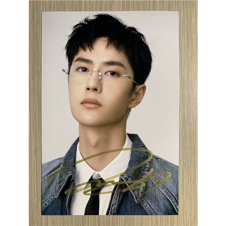 สติ๊กเกอร์ สติ๊กเกอร์กันน้ำ สติ๊กเกอร์ติดรถ แม๊กเนท แม่เหล็กติดตู้เย็น ตัวติดตู้เย็น Wang Yibo หวังอ