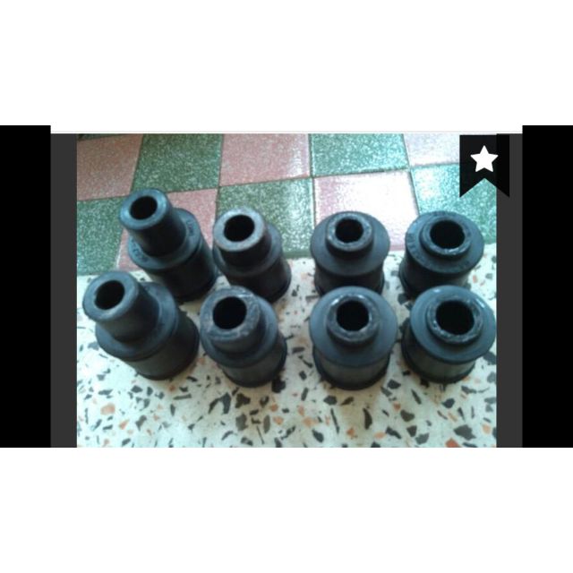 บูชอามหลัMazda  626 CRONOS ราคาชุดละ1000฿