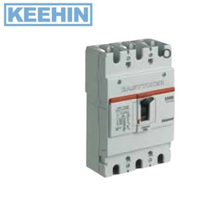 เมนเบรกเกอร์ T6033/50 3P 50A 35KA MCCB BTICINO Circuit breaker T6033 / 50 3P 50A 35KA MCCB