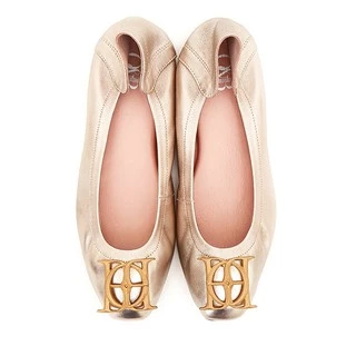 O&B รองเท้าหนังแกะ รุ่น AUDREY CREST IN ELEGANCE GOLD-11087CS32158F_C9CPMT