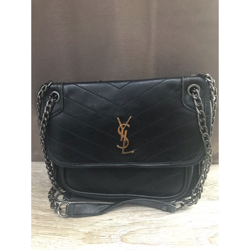 YSL Niki มือสอง ตู้ญี่ปุ่น งานหนังแท้ สภาพงามๆ เลยค่ะ