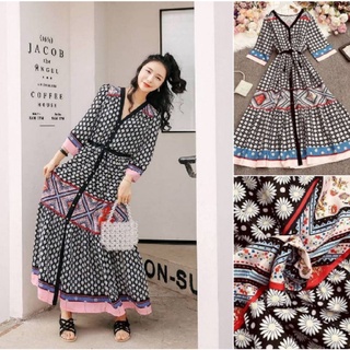 Kimono dress  ชุดเดรสลายดอกไม้คอวีกระดุมหน้า ช่วงเอวมีเชือกผูกเอว สามารถรูดเชือกเข้าตามขนาดไซส์ได้ค่ะ