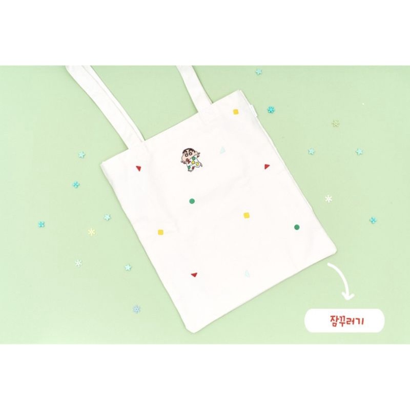 [แท้🇰🇷/พร้อมส่ง] กระเป๋าผ้าลายลิขสิทธิ์​ ชินจังจอมแก่น Crayon Shinchan ลายชุดนอน ของขวัญปีใหม่ กระเป