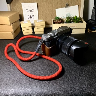 สายกล้อง สายคล้องคอกล้องเชือกถัก เเบบเเน่น คล้องคอCamera Strap Micro Strap  เชือกปีนเขา