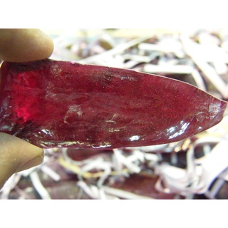 พลอยก้อน รูบี้ ทับทิม สีแดง พลอยก้อน เนื้อแข็ง ROUGH CORUNDUM RUBY เจียก่อนได้ทุกชนิด หนักรวม 70 กรัม