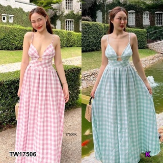 17506 แม็กซี่เดรสสายเดี่ยว ผูกโบว์หลัง ลายสก็อต Spaghetti strap maxi dress with bow in the back