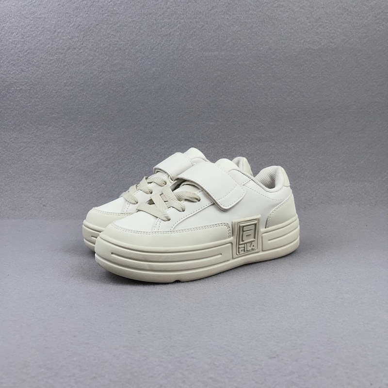 รองเท้ามือสอง [FILA] Funky Tennis 1998 VC ของแท้  100%  ▫️SIZE  36.5eu | 23cm