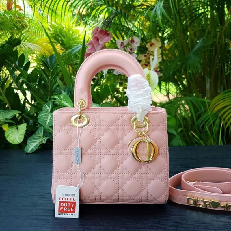 CHRISTIAN DIOR BAG VIP GIFT WITH PURCHASE (GWP) จาก CHRISTIAN DIOR DUTY