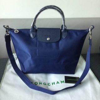 Longchamp Le Pliage Neo Size M