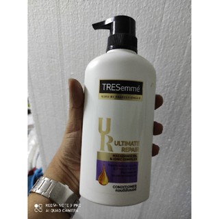 TRESemme ยาสระผม Ultimate Repair Macadamia Oil &amp; Ionic Complex Conditoner 450 ml.