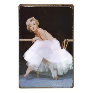 ป้ายสังกะสีวินเทจ Marilyn Monroe (ปั๊มนูน)