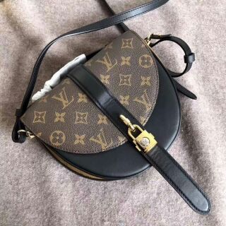 LouisVuitton Chantilly Lock