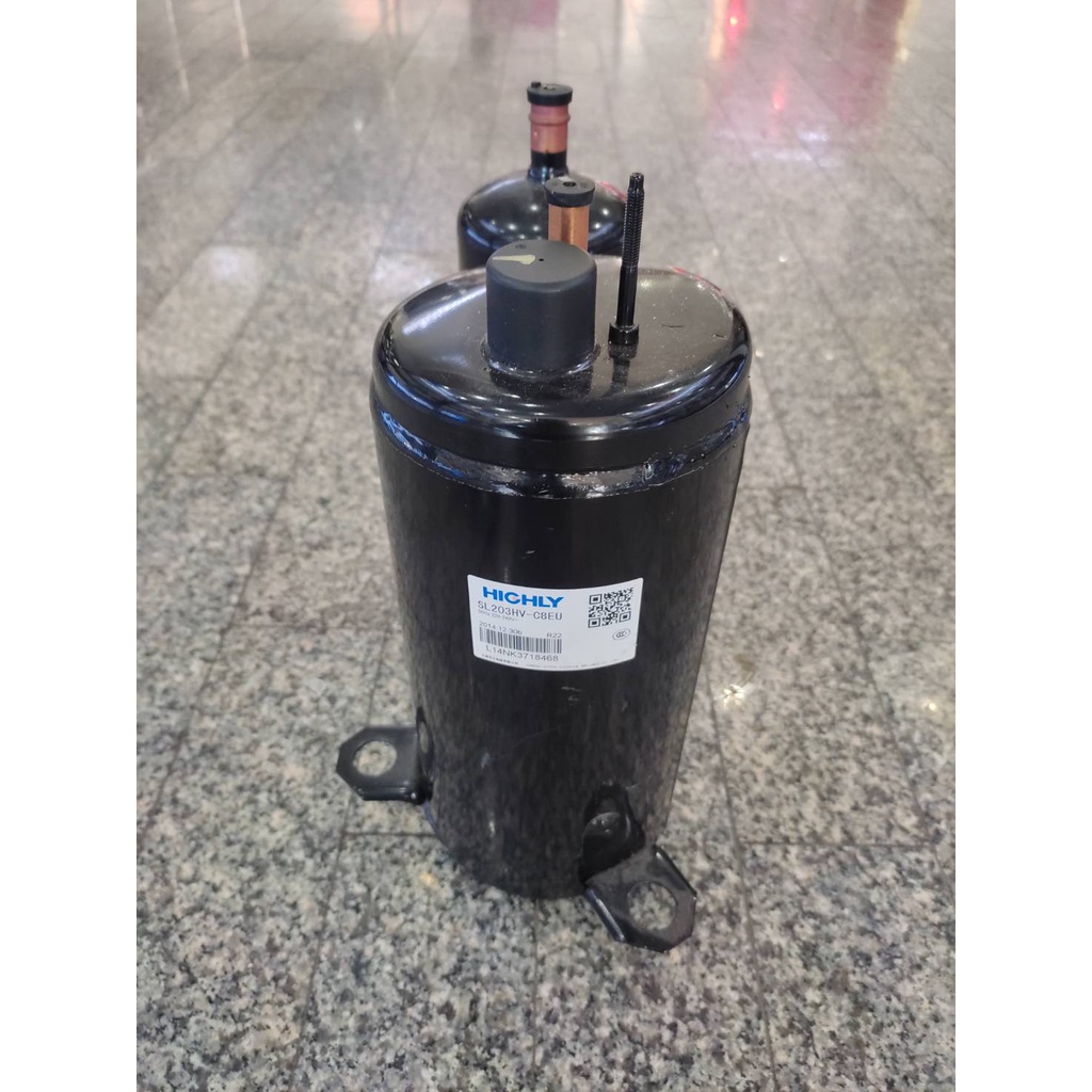คอมเพรสเซอร์ไฮลี่ HIGHLY น้ำยา R22 ขนาด 12000 BTU มือ 1 (ของใหม่)