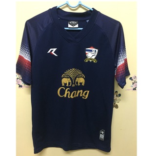 เสื้อกีฬา มือหนึ่ง