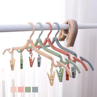 ไม้แขวนเสื้อพับได้ + ที่หนีบผ้า พับได้ (คละสี) ไม้แขวน ขนาดพ…