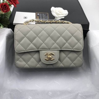 CHANEL CLASSIC 20 cm หนังแท้ อุปกรณ์กล่องครบ