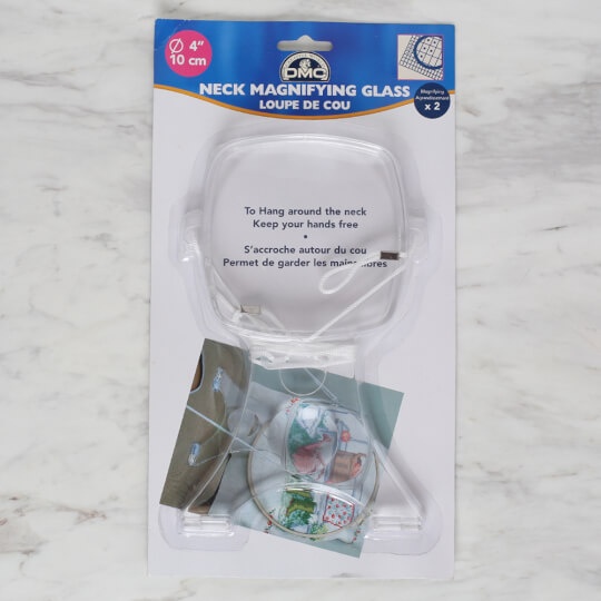 DMC U1386 - แว่นขยายคล้องคอ