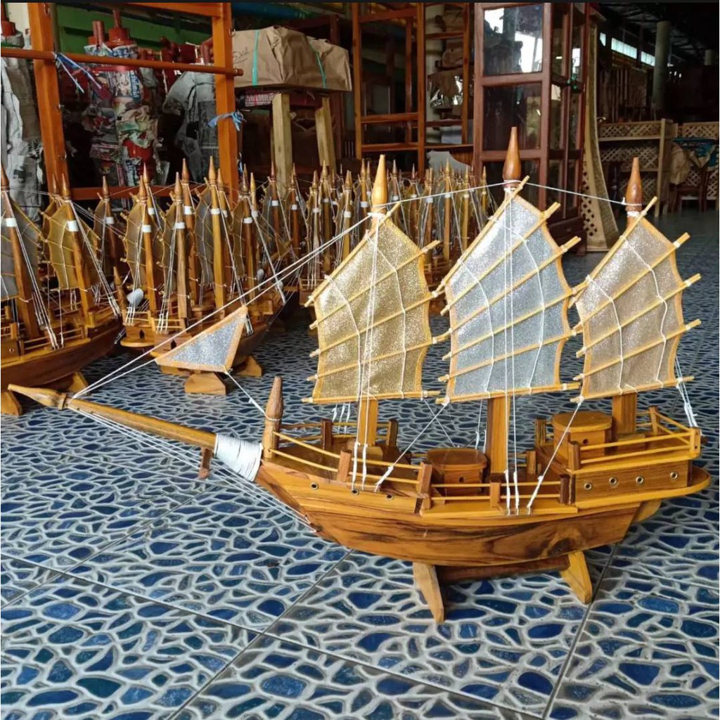 เรือสำเภาจีนไม้สัก เรือสามกษัตริย์ เรือร่ำรวยเสริมโชคลาภเงินทอง(ขนาดสูง 53ซม.ยาว81ซม.)เรือไม้สักจำลอง เรือมงคล เรือสำเ