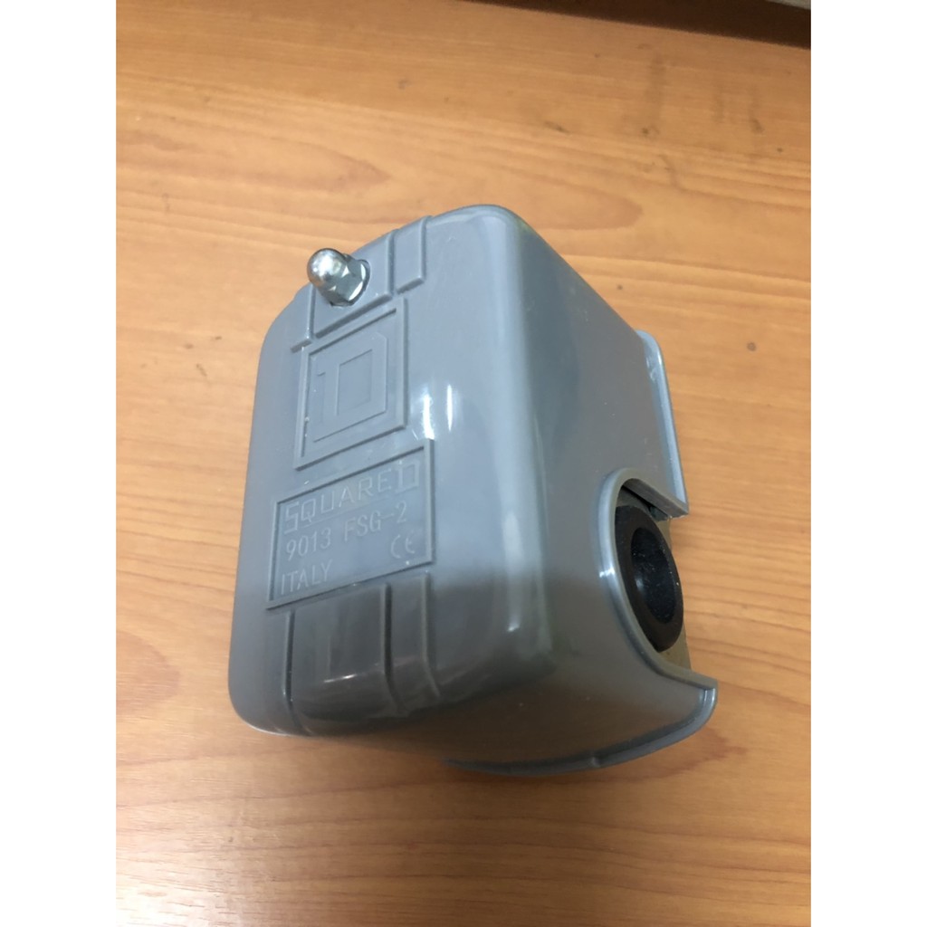 🔥โค้ดINC3LEL3ลด30฿สวิทซ์ควบคุมแรงดัน Pressure Switch ยี่ห้อ Square D รุ่น FSG-2