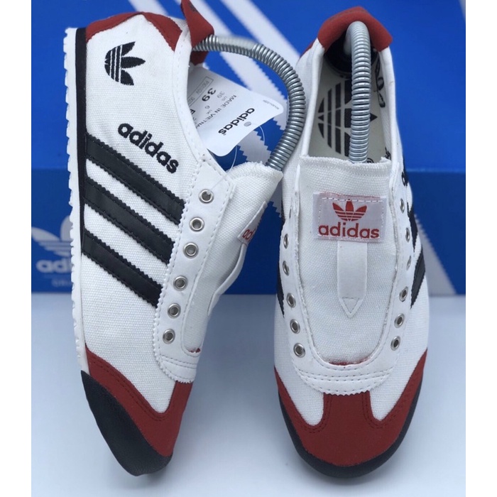 รองเท้าAdidas salip On แบบ(ผ้า)🍃