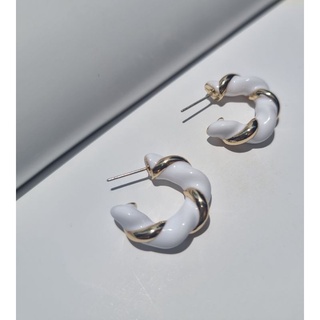 Ps Treasure gold &amp; white twist earring