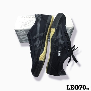 LEOs70รองเท้าผ้าใบ/รองเท้ากีฟัา/รองเท้านักเรียน/ผู้ชายและผู้หญิง