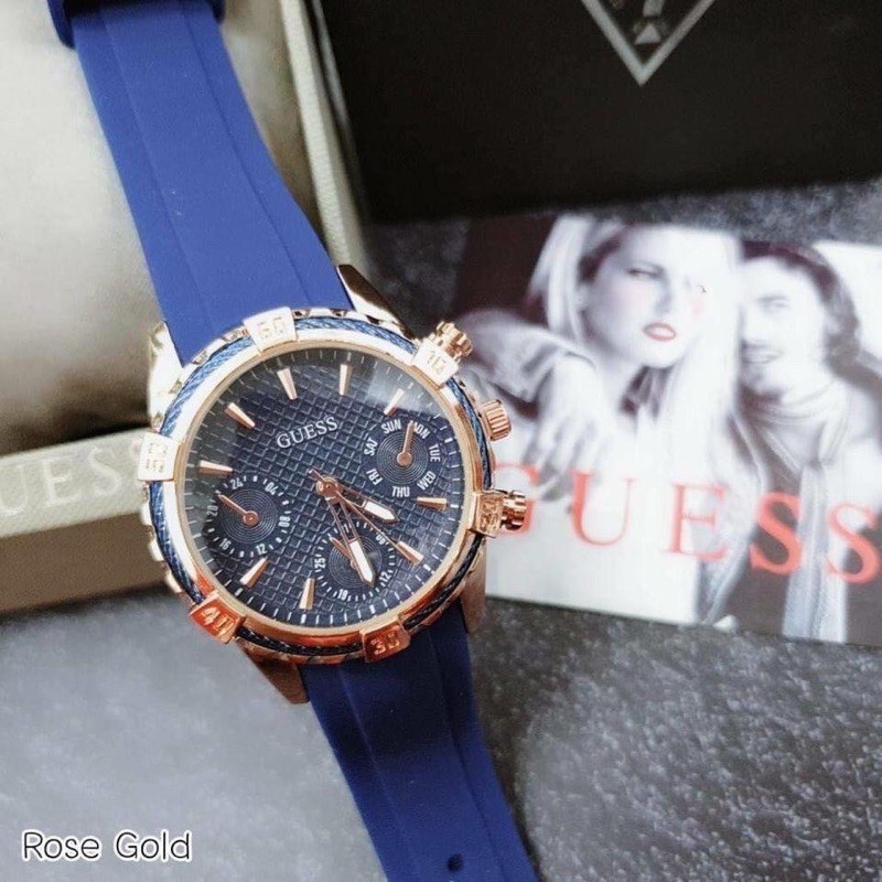 Guess นาฬิกาชาย&หญิงใส่ได้ งานดีมีคุณภาพ แถมฟรีกล่องหมอนร้าน