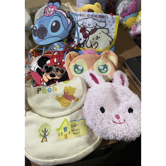 กระเป๋าตุ๊กตามือ2ของคุณthicha