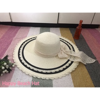 หมวกสาน Happy Beach Hat สีครีมอ่อน ตกแต่งโบว์