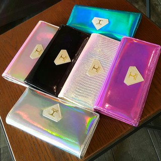 PURSE hologram กระเป๋าเงินจาก justcloset