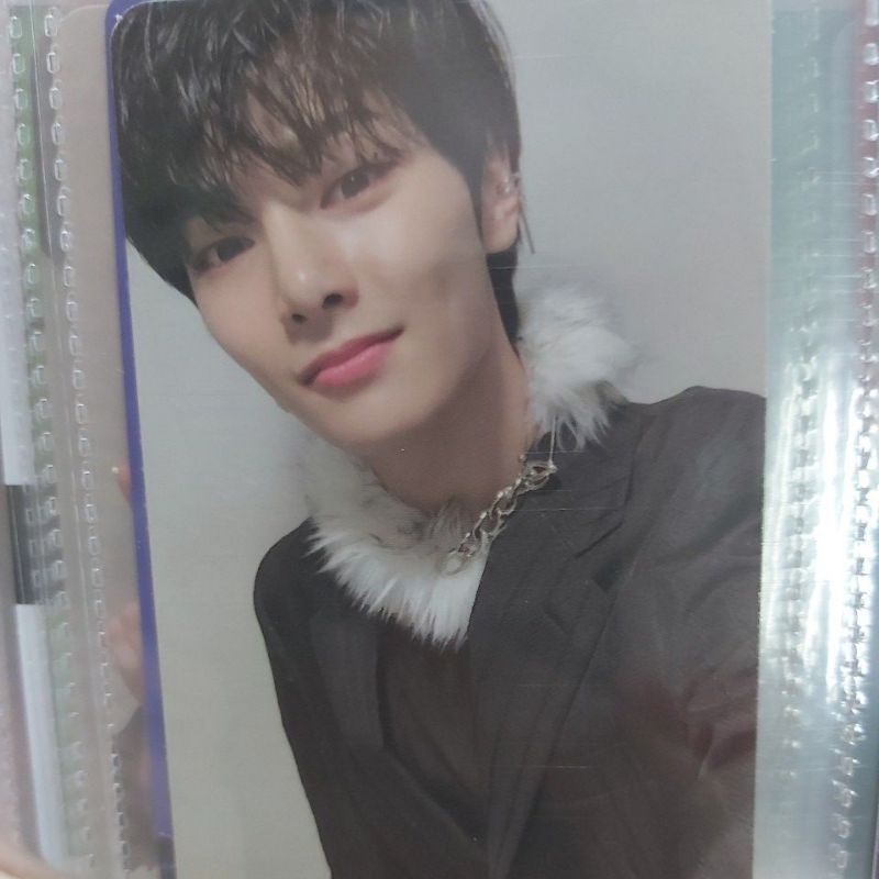 การ์ด I.N. Stray kids