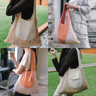 Korvia กระเป๋าผ้าพลีทลายดอกไม้ Marias Garden Col. Pleated Bag กระเป๋าสะพาย