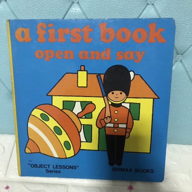 a first book open and say (board book )-bc3