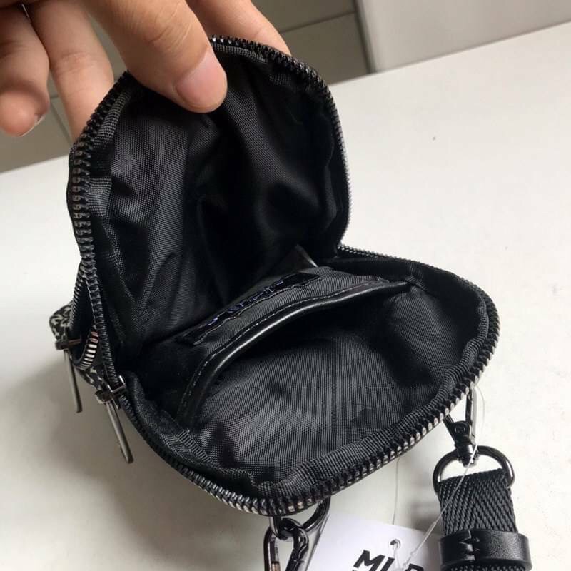 พร้อมส่ง กระเป๋า MLB  มีสายสะพายปรับได้