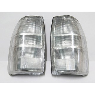 เสื้อไฟท้าย ไฟท้าย Mitsubishi Strada L200 มิตซูบิชิ สตราด้า L200 สีขาวล้วน 1 คู่ ซ้ายและขวา สินค้าพร้อมส่ง มีปลายทาง