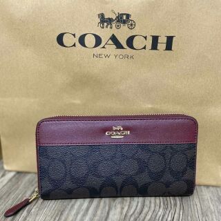 Coach ACCORDION ZIP WALLET IN SIGNATURE CANVAS แท้💯outlet