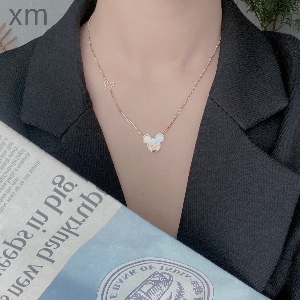 สร้อยคอโซ่เหล็กไทเทเนียม 18K จี้หมี สีขาวธรรมชาติ หรูหรา สําหรับผู้หญิง