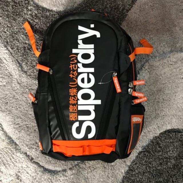 กระเป๋าsuperdry รุ่น trapaulin backpack