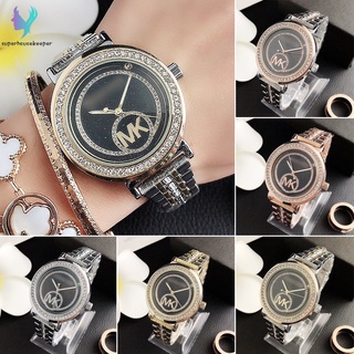 Mk นาฬิกาข้อมือ สายสแตนเลส ประดับเพชรเทียม น้ําหนักเบา ทนทาน สําหรับผู้หญิง และผู้ชาย