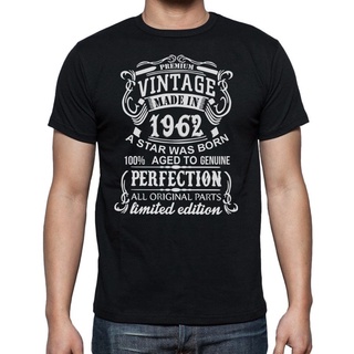 เสื้อยืดแขนสั้น ผ้าฝ้าย พิมพ์ลาย Made Vintage In 1962 สไตล์สตรีท ของขวัญวันเกิด สําหรับผู้ชาย อายุ 60 ปีSize S-5XL