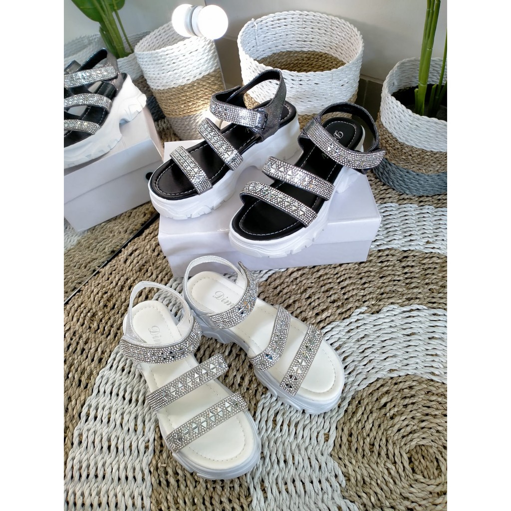 รองเท้าแตะส้นเตารีดแฟชั่นสตรี F88