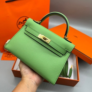 กระเป๋า Hermes   size 19cm ออริหนังแท้สวยมาก