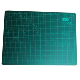 Cutting Mat ขนาด A4 แผ่นรองกรีดคัตเตอร์ ที่รองกรีด ที่รองตัด แผ่นรองตัดกระดาษ สีเขียว ยางรองตัด แผ่นรองตัดพร้อมลายเส้น