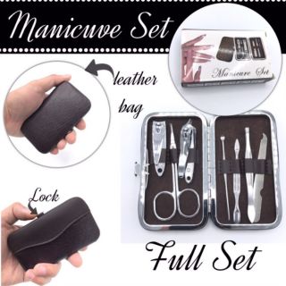 Manicure Set ชุดกรรไกรตัดเล็บครบชุดอุปกรณ์