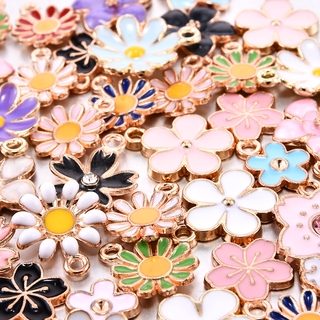 CHARMS จี้สร้อยข้อมือต่างหูรูปดอกเดซี่ 40 ชิ้น