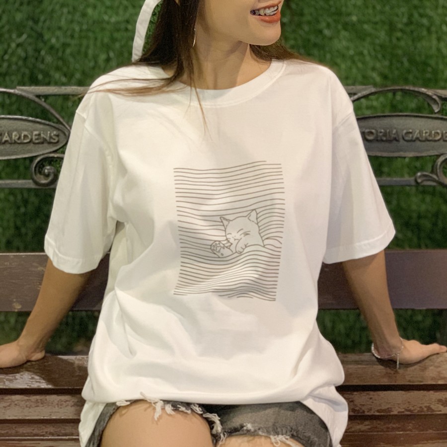 POOHPAND เสื้อยืด Oversize แฟชั่นน่ารัก สไตล์เกาหลี สวมใส่สบาย พิมพ์ลายดิจิตอล แมวน้อย #5017