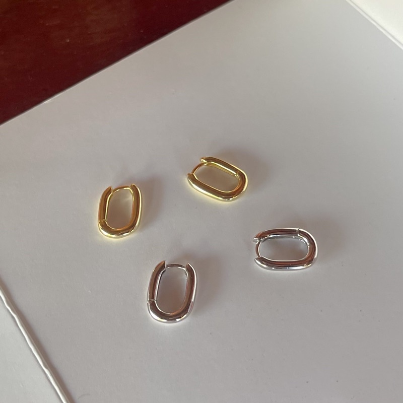 A.piece  ต่างหูเงินแท้ [all silver 925] petite square hoop