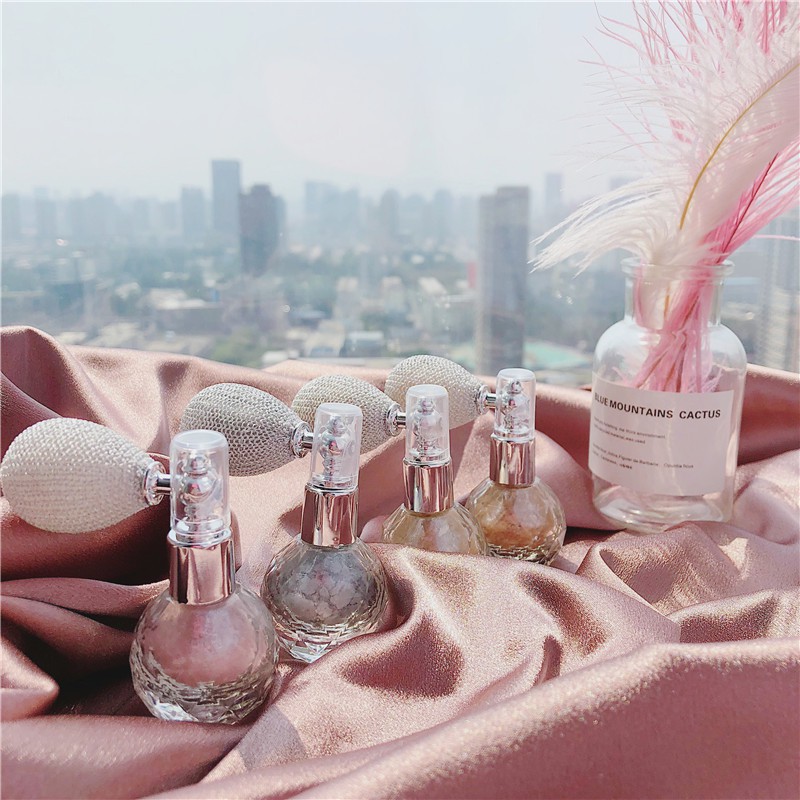 THE TEA IS NOT TEA... CHAI is a break • The Seven Cosmetics • 100 ml • Eau de toilette pour femme main image 1