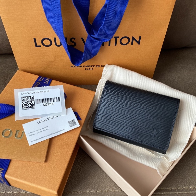 New! LV Epi Noir Envelope Business Card Holder Microchip Shopee Thailand